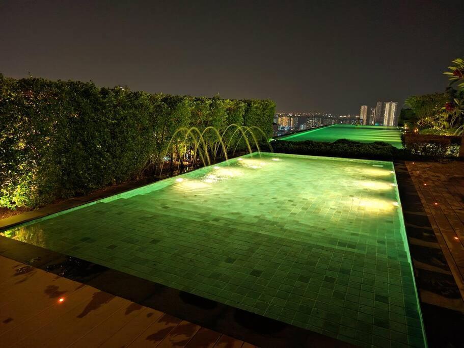 Infinity Pool 2Br Suite 7Pax @Beacon @Georgetown Exterior photo